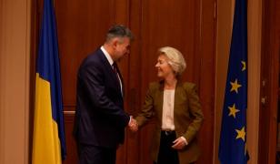 FT: România negociază azi la Bruxelles deficitul bugetar