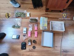 Traficantul de droguri din Cluj avea substanţe interzise şi la domiciliu