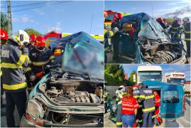 Bărbat mort, după ce a rămas prins între fiare într-un impact puternic dintre o maşină şi un camion, în Prahova. Un alt tânăr este inconştient