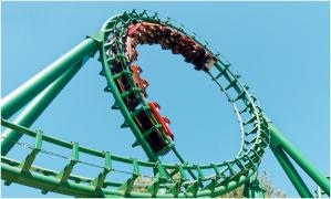 Două renulețe s-au ciocnit într-un montagne-russe, la festivalul Oktoberfest din Munchen. Opt persoane au fost rănite