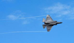 Epava avionului de tip F-35, găsită după o zi de căutări pe Coasta de Est
