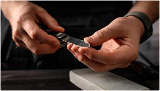 Adolescent de 14 ani, tăiat cu briceagul de un colev, într-o școală din Capitală. Cei doi s-ar fi certat într-o pauză