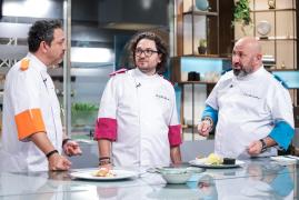 Lovitură pentru echipa Soarelui Răsare, aseară, la Chefi la cuţite: Chef Bontea a pierdut încă un concurent. Show-ul culinar, lider detaşat de audienţă