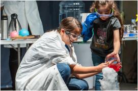 Noaptea Cercetătorilor Europeni 2023. Ce activităţi au pregătit organizatorii pentru evenimentele desfăşurate în Bucureşti şi alte 27 de oraşe