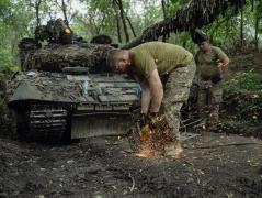 Zelenski asigură că trupele "fac progrese" în contraofensivă. SUA anunţă că Ucraina se pregăteşte a doua linie de apărare rusă, pe frontul de sud