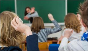 Val de sinucideri în rândul profesorilor din Coreea de Sud, după ce ar fi fost hărțuiți de părinții elevilor. 15.000 de dascăli au protestat la Seul