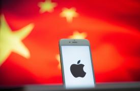 Beijingul le interzice oficialilor să mai folosească iPhone chiar înainte de lansarea unor noi produse Apple