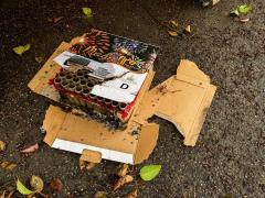 Patru copii şi un adult au ajuns la urgenţe în Craiova după ce s-au jucat cu petarde. Unul a rămas internat, cu răni grave la ochi