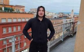 Mădălin a murit la doar 22 de ani, sub privirile trecătorilor, pe o stradă din Italia. Tânărul s-a prăbuşit la pământ din senin şi nu a mai putut fi salvat