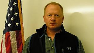 Şi-a dat viaţa pentru copilul său. Bărbatul a murit în apele unui iaz îngheţat, după ce şi-a salvat copilul de la înec, în SUA