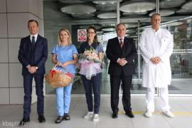 Povestea gemenelor născute în ani diferiţi. Îşi vor sărbători separat zilele de naştere