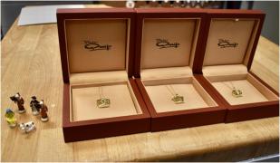 O brutărie din Belgia va ascunde trei bijuterii de aur, de 2.500 € fiecare, în prăjiturile de Bobotează