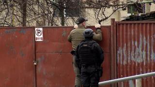 Ce au găsit oamenii legii în casa fostului poliţist baricadat în casă timp de nouă ore