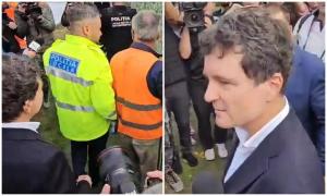 Poliţia Capitalei precizează că nu are atribuţia de a ''muta gardurile'' sau a decide cine e proprietar la Planşeul Unirii