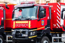 Incendiu în Feleacu, judeţul Cluj. Un panou electric dintr-o sală de evenimente a luat foc