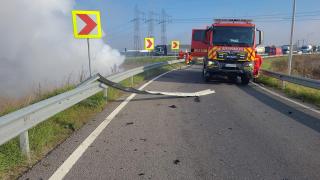 O şoferiţă a murit în maşina cuprinsă de flăcări, pe Centura Bacăului