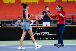 Monica Niculescu şi Gabriela Ruse au câştigat titlul în proba de dublu de la Hong Kong