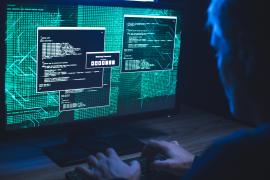 Datele personale ale unor parlamentari europeni şi britanici au ajuns pe dark web