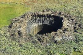 Cercetătorii au descoperit explicaţia pentru cratele misterioase din Siberia. Ce este un "criopeg"