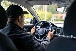 şofer de ridesharing