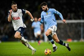 Manchester City - Tottenham 0-4. Radu Drăguşin a fost titular la londonezi. E pentru prima dată în carieră când Guardiola pierde 5 meciuri consecutive