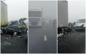 Accident în lanț pe A1, din cauza ceții. 7 vehicule implicate, două persoane au fost rănite