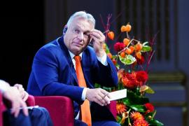 Viktor Orban le-a răspuns criticilor ironizând România: "Cine susține că românii stau mai bine decât noi ar trebui să se mute acolo. Vorbim când vă întoarceţi"