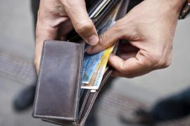 Leul românesc câştigă teren important în raport cu francul elveţian