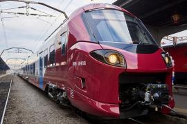 Biletele de tren se scumpesc din nou. Cât vor costa călătoriile şi abonamentele din 15 decembrie