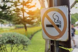 Oraşul turistic care interzice fumatul în aer liber, de la 1 ianuarie 2025