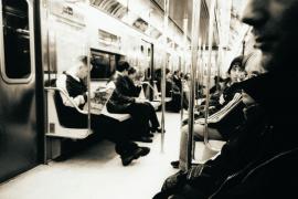 O femeie, incendiată intenţionat în metroul din New York. "E una din cele mai depravate crime pe care o persoană le poate comite"