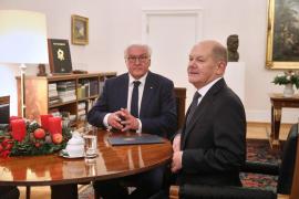 Preşedintele Germaniei dizolvă Parlamentul şi fixează alegerile pentru 23 februarie. Coaliţia lui Olaf Scholz a făcut implozie