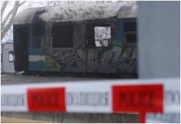 Patru oameni ai străzii au murit într-o gară din capitala Bulgariei, după ce vagonul în care se adăposteau a luat foc