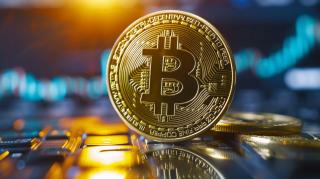 Suma uriașă la care ar putea ajunge un bitcoin în 2025. Predicțiile experților în crypto