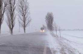 Nou val de ploi, lapoviţă şi ninsori în toată ţara, din această noapte. La munte se va depune strat de zăpadă