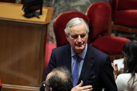 Michel Barnier şi-a prezentat demisia. Macron îi cere să rămână în funcţie până la numirea unui nou premier
