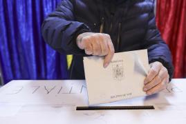 Anularea alegerilor generează noi temeri în rândul investitorilor. Analist: "E un semnal negativ din partea României"