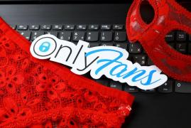 Tentat cu fotografii nud, un bihorean a rămas fără cei 11.000 lei pe care îi avea în cont. Acum, îi e jenă să meargă şi în instanţă