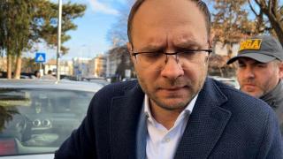 Primarul Cosmin Andrei se suspendă din toate funcţiile politice din PSD. Ar fi dat unei candidate subiectele pentru un post