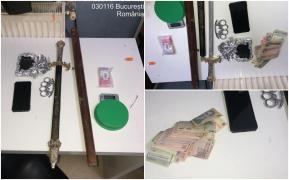 Interlopi prinşi cu săbii, box, bâte şi cuţite, în Centrul Vechi al Capitalei. Aveau asupra lor plicuri cu substanţe suspecte