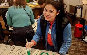 O femeie de serviciu a dat în judecată o firmă de avocatură din UK, după ce a fost concediată pentru că a mâncat un sandviș de 1,5 £