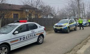 O tânără şi fiul de 10 luni, sechestraţi de iubitul mamei, în Chiajna. Când a venit poliţia, bărbatul s-a baricadat şi el în casă: avea un ordin de protecţie emis pe numele său