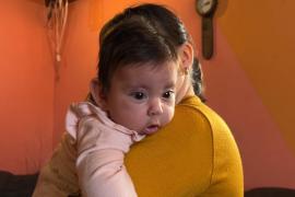 La doar 4 luni Sonia are inima mărită, respiră greu și așteaptă să fie operată pe cord deschis