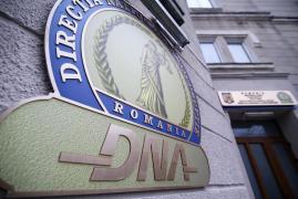 Directori CET SUD și Electrocentrale Rovinari, bănuiți că au aranjat licitații pentru sute de mii de euro mită. DNA a început urmărirea penală