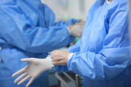 Ginecolog din Capitală, acuzat că a pus în pericol viaţa unei paciente. După operaţie, femeia a ajuns cu septicemie înapoi la spital