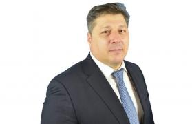 A efectuat peste 100 de plăţi în 6 ani