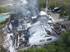 Pisicile actriţei au fost salvate de pompieri