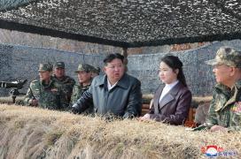 Kim Jong Un şi-a ales fiica să-i succeadă la putere. Numele fetei, aflat cu ajutorul spionilor sud-coreeni: e supranumită "Steaua dimineţii Coreei"