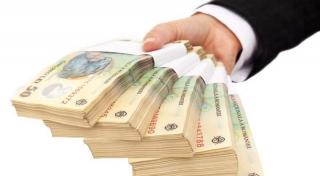 Poprirea pe salariu este unul dintre cele mai dificile momente prin care poate să treacă un român