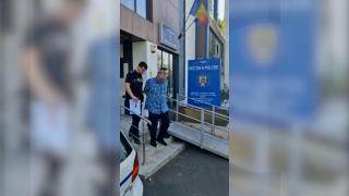 Profesorul de 62 de ani din Bucureşti care a avut o relaţie cu o elevă riscă până la 12 ani de închisoare. Procurorii au schimbat încadrarea în viol